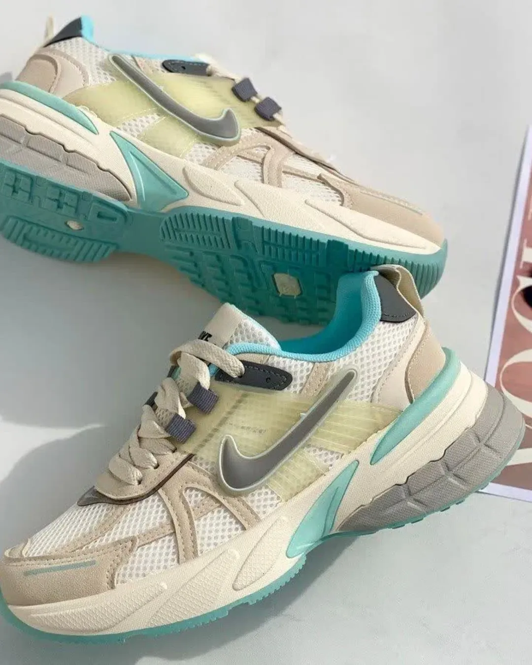 کتونی نایک V2K دخترانه"، "نایک V2K های کپی"، "کفش نایک رویه تنفس پذیر کفش ثامن