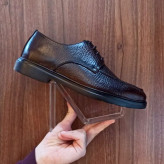 کفش چرم عسلی مردانه روزمره، جنس شرانگ نرم و مقاوم در برابر چروک، خوشپا و راحت