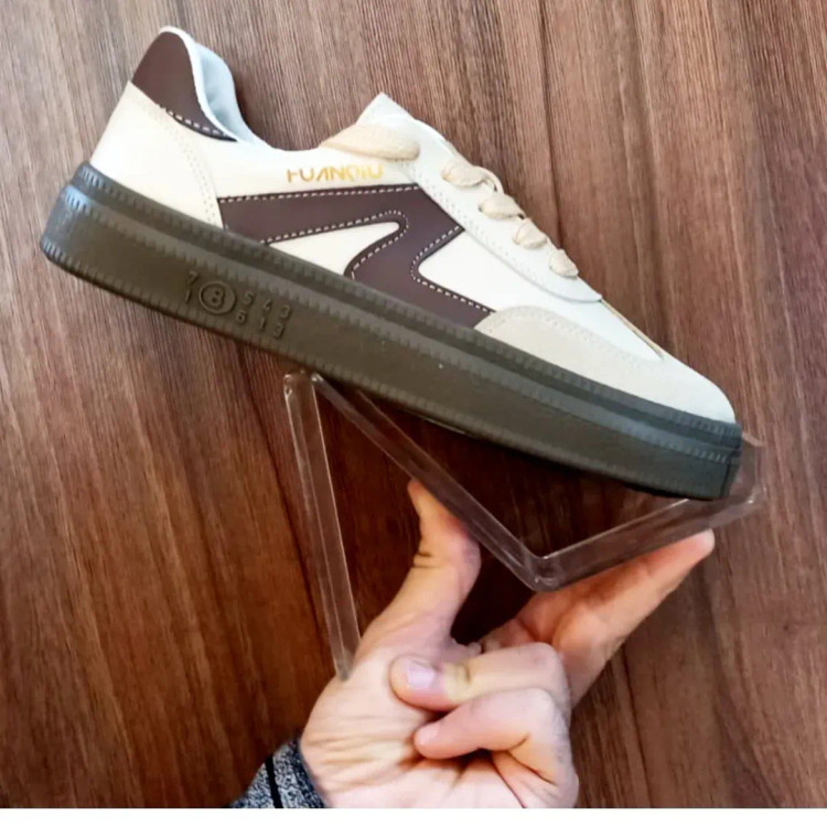 کتونی ونس زنانه مشکی، رویه اشبالت و چرم، بسیار راحت و مناسب استفاده روزمره