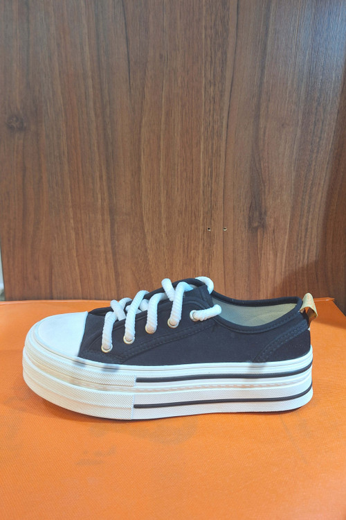 کتونی تدی مشکی الوند، کفش اسپرت زنانه مشکی، کتونی لژدار.